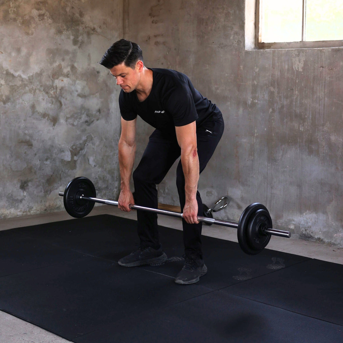 Barbell - With Barbell Collars - 180 cm - Ø 30 mm